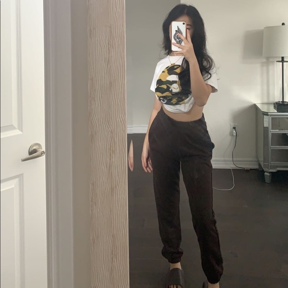NWT BROWN SWEATS - Picture 1 of 6